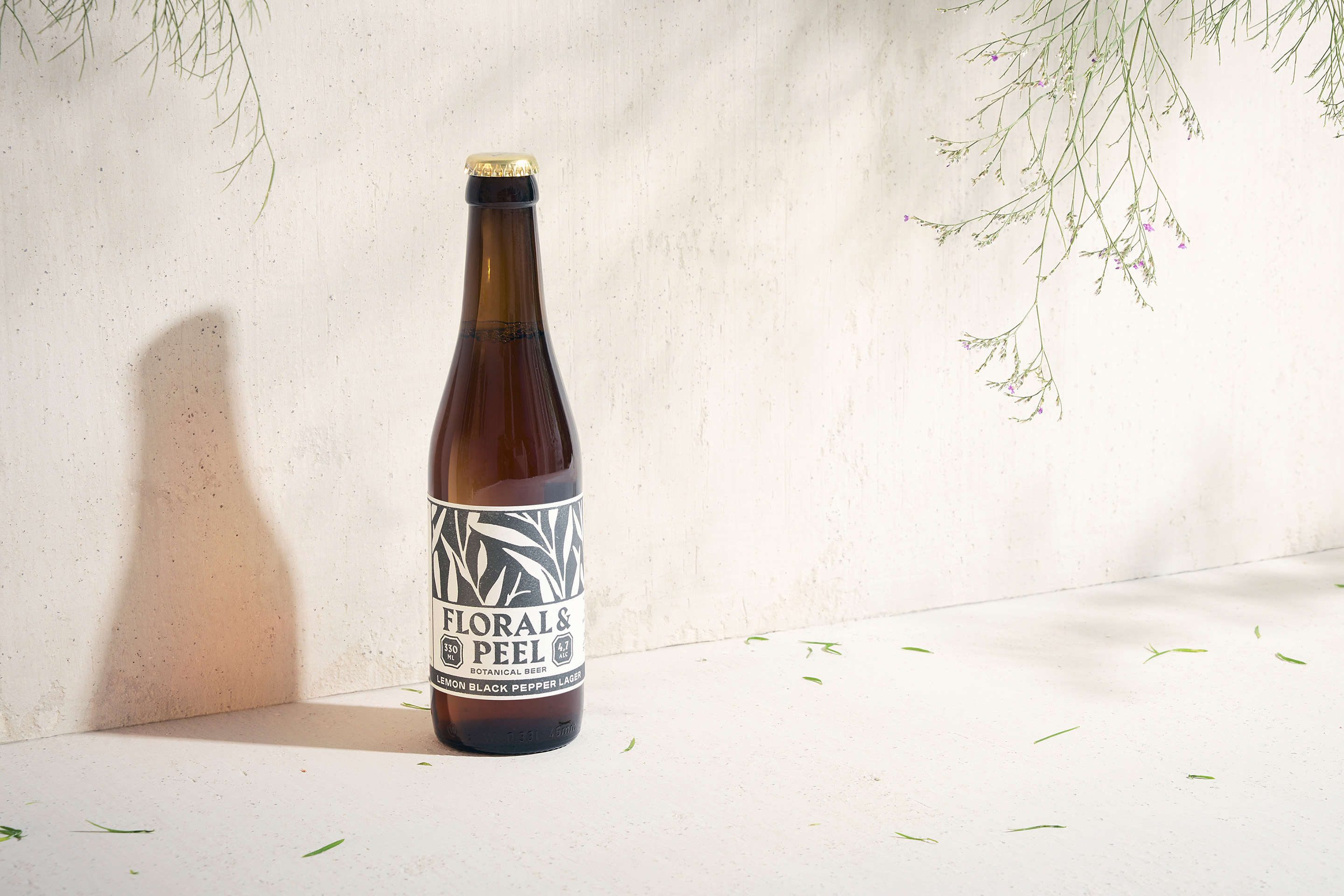 Neumeister packaging design Lemon Black Pepper Lager beer bottle